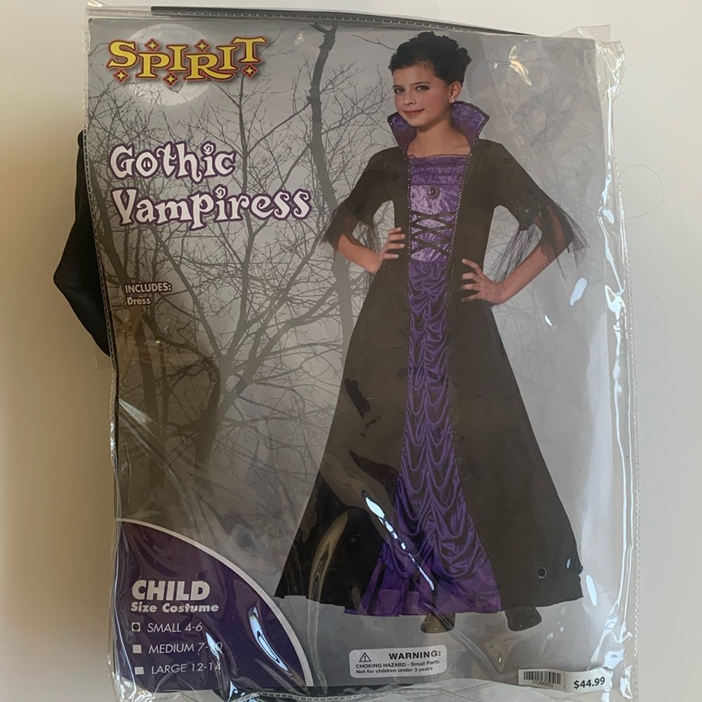 Gothic Vampiress Costume size small 4-6 Halloween